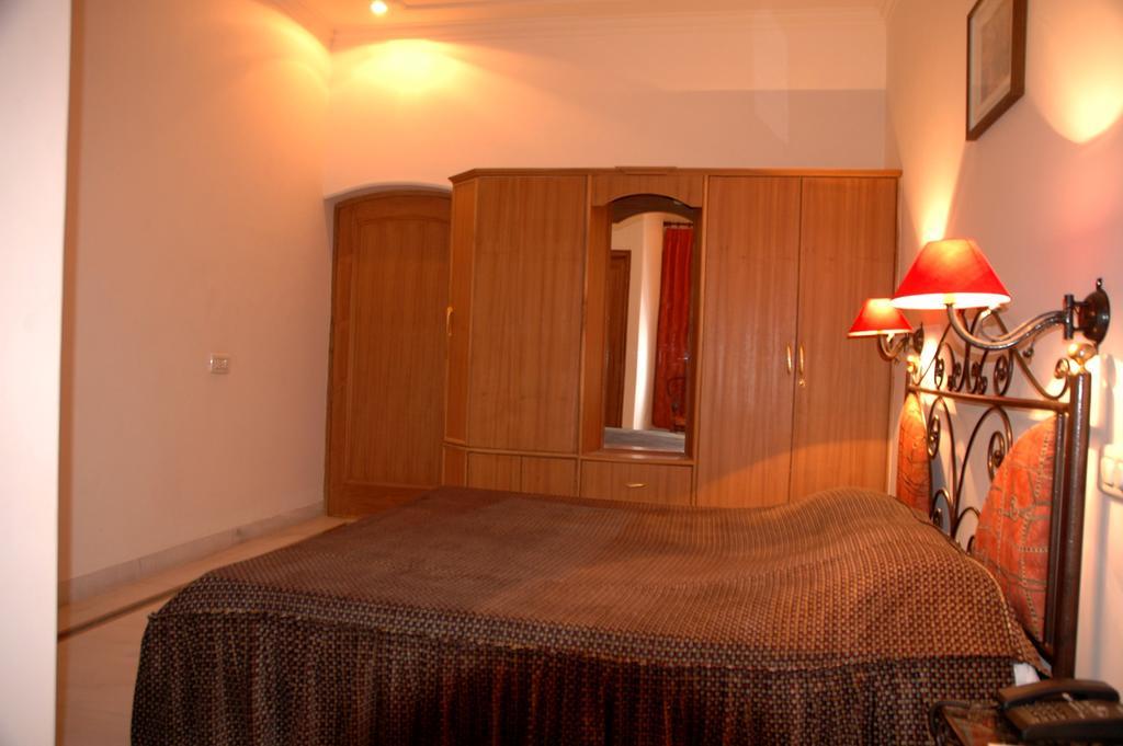 Hotel Ishan Villa Amritsar Zewnętrze zdjęcie